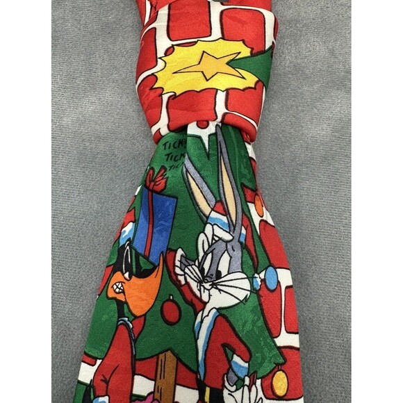Looney Tunes Christmas Men's Tie Taz Tweety Bird Bugs Bunny Warner Brothers WB - Picture 2 of 6